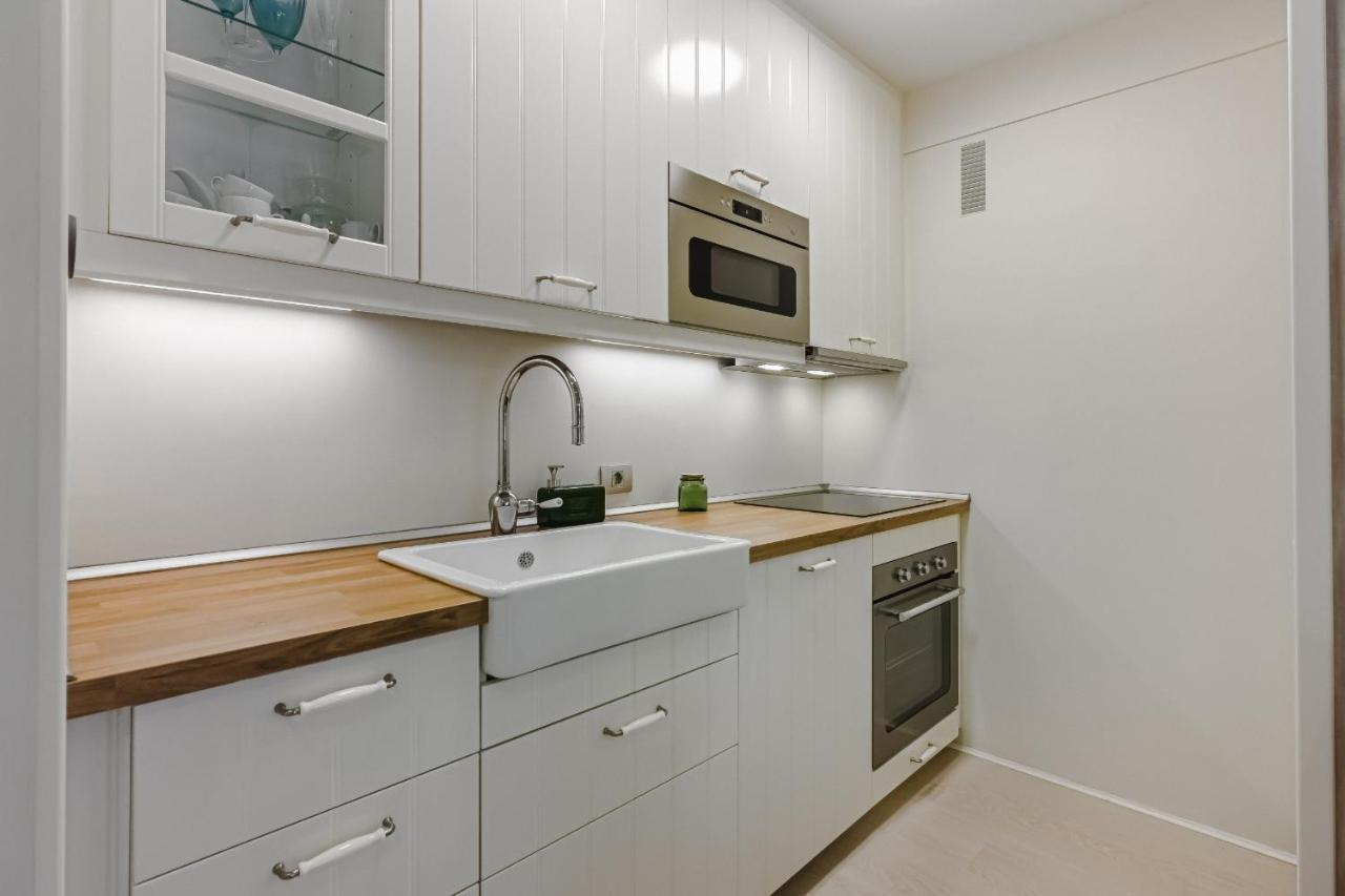 Olivia Free Wifi Apartment