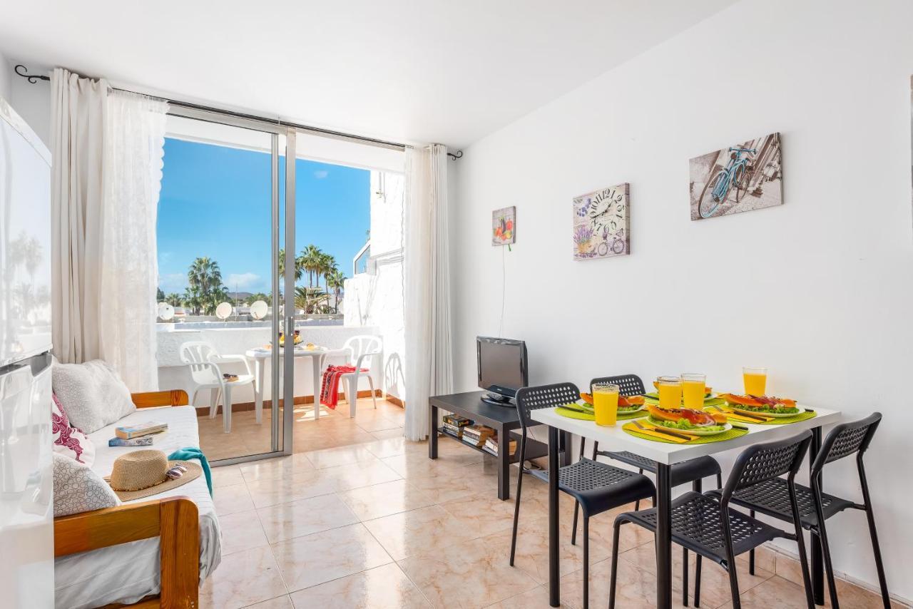 Apartment 618 Light El Chaparral