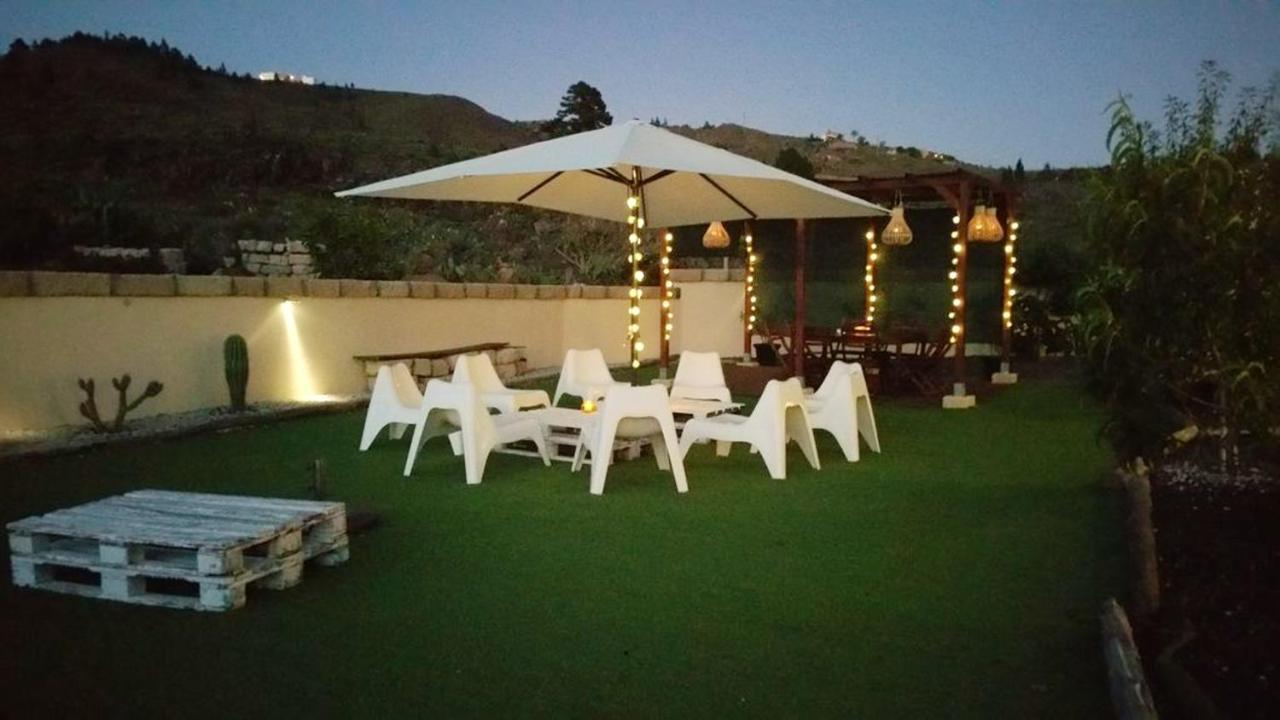 Hébergement de vacances Spacious House In Arona With Terrace And Garden