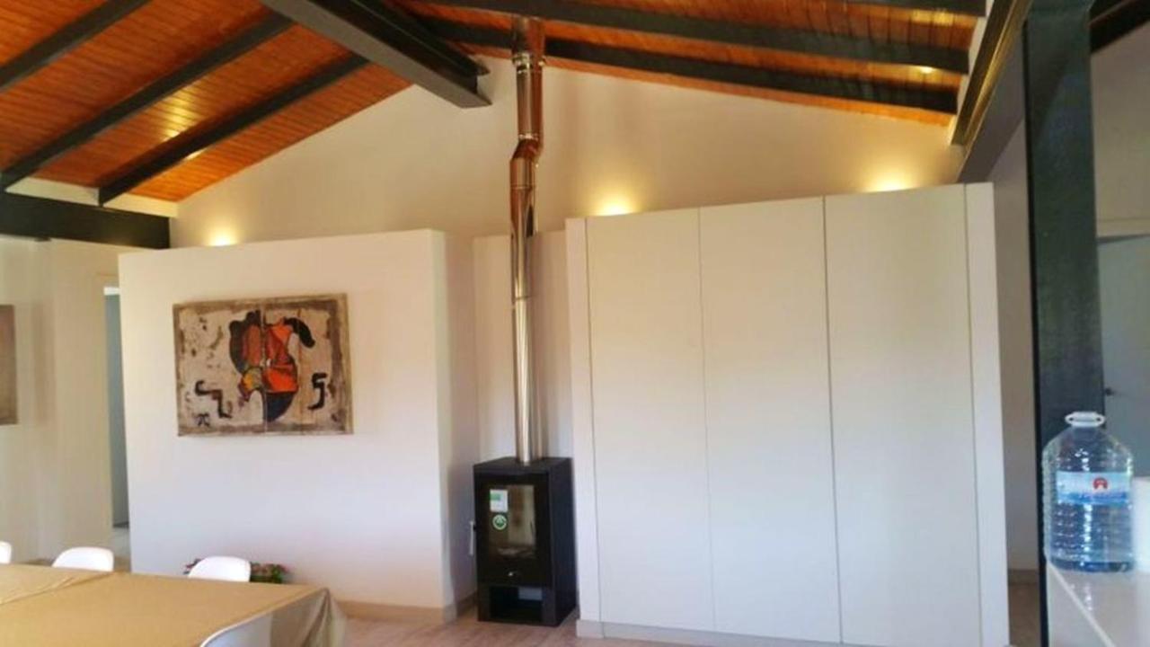 Hébergement de vacances Spacious House In Arona With Terrace And Garden *