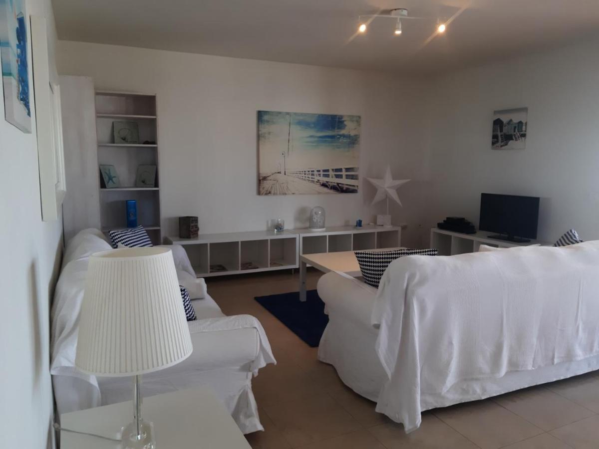 Carol, Wifi, Pool, Garden, Sea Views, Costa Adeje Holiday home