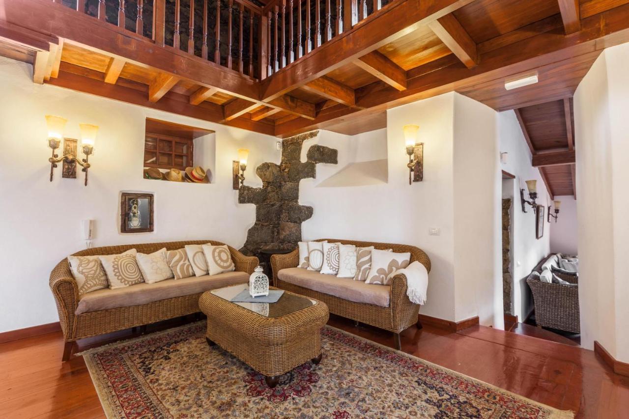 Vinedos Villa *