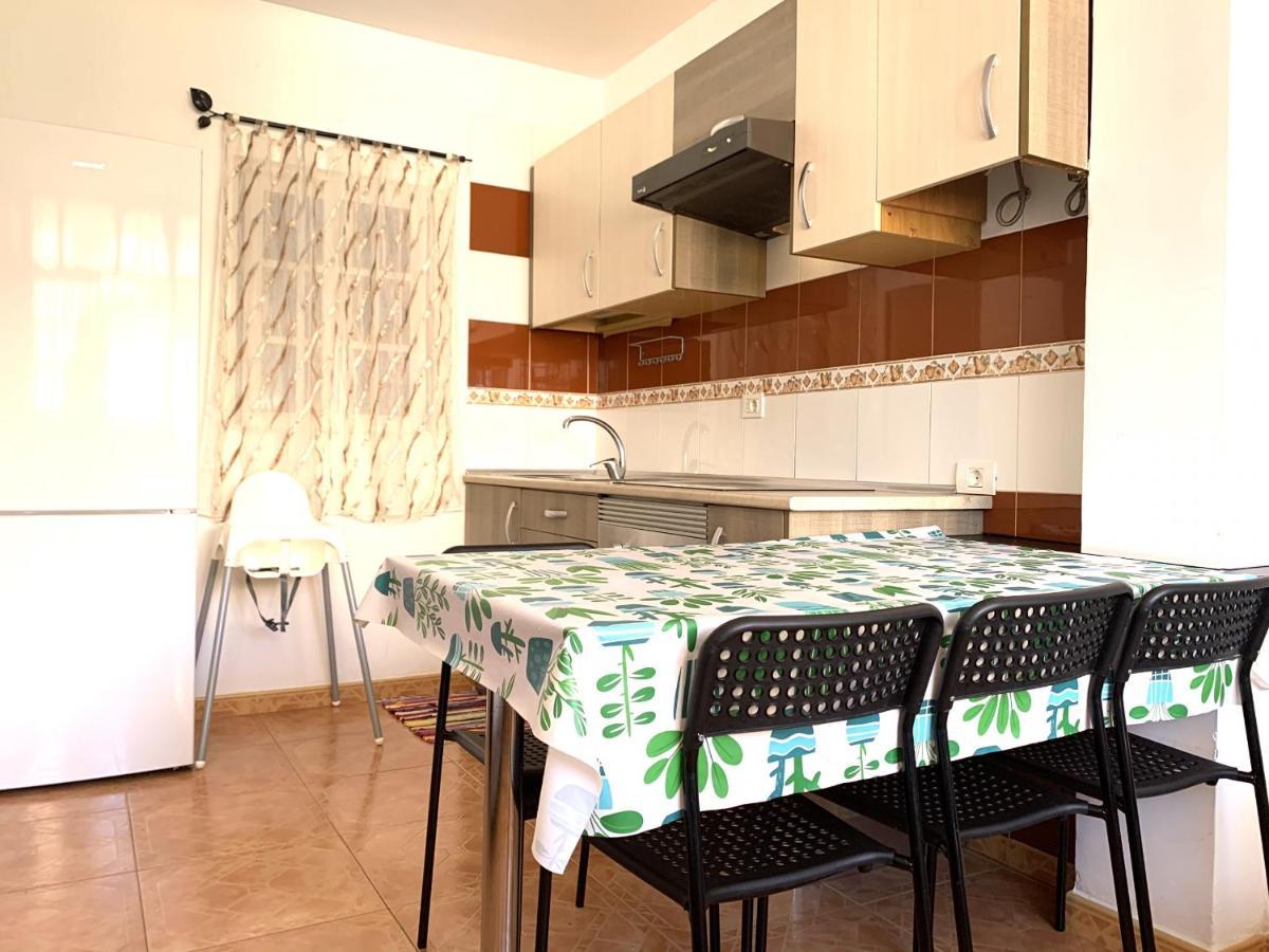Two Bedroom In Los Cristianos Colina Ii *