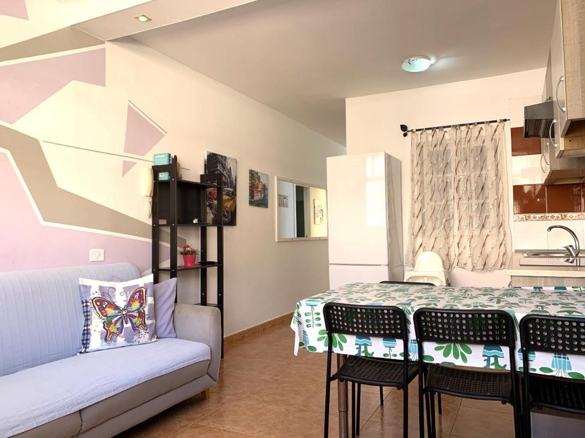 Apartment Two Bedroom In Los Cristianos Colina Ii *