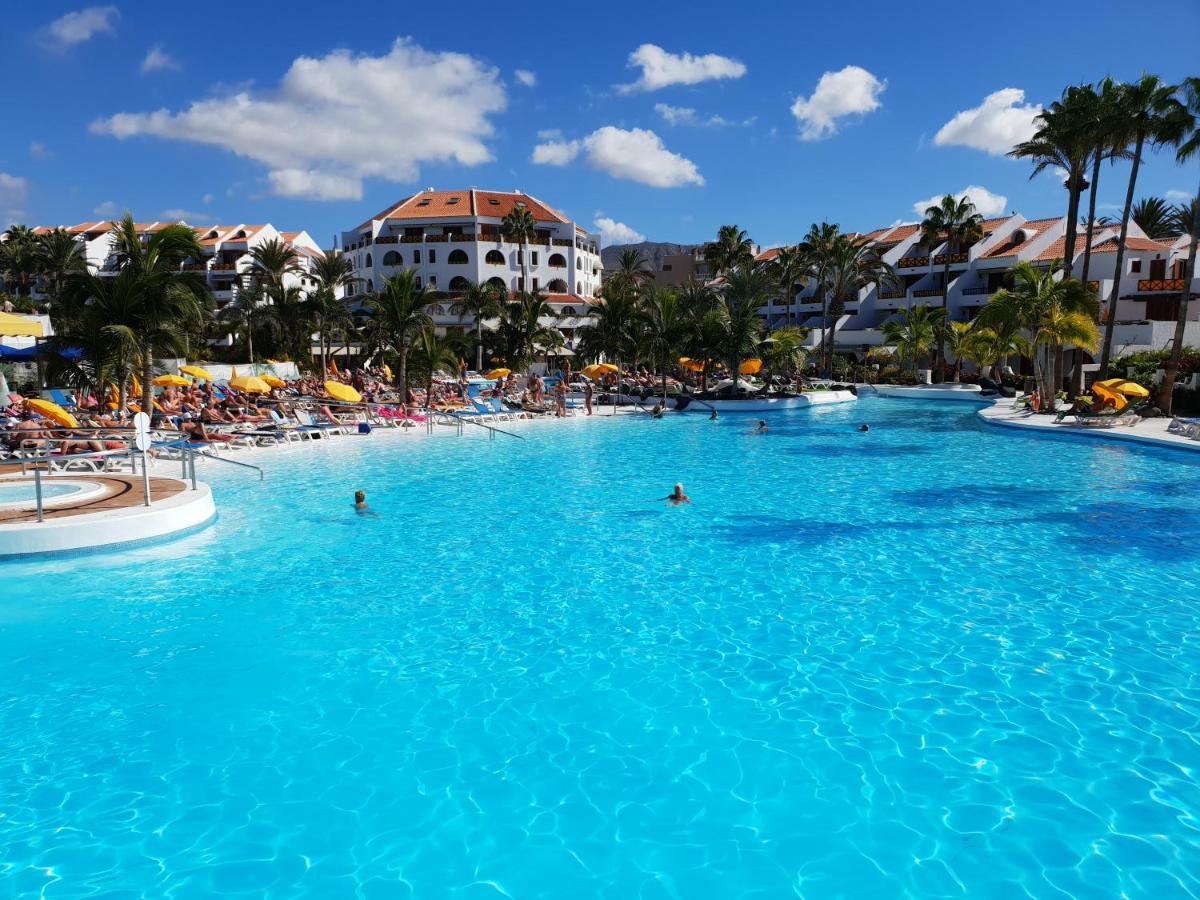 Duplex No 6 Directly At The Sea And Beach, Heated Pool, Wifi, Terrace *