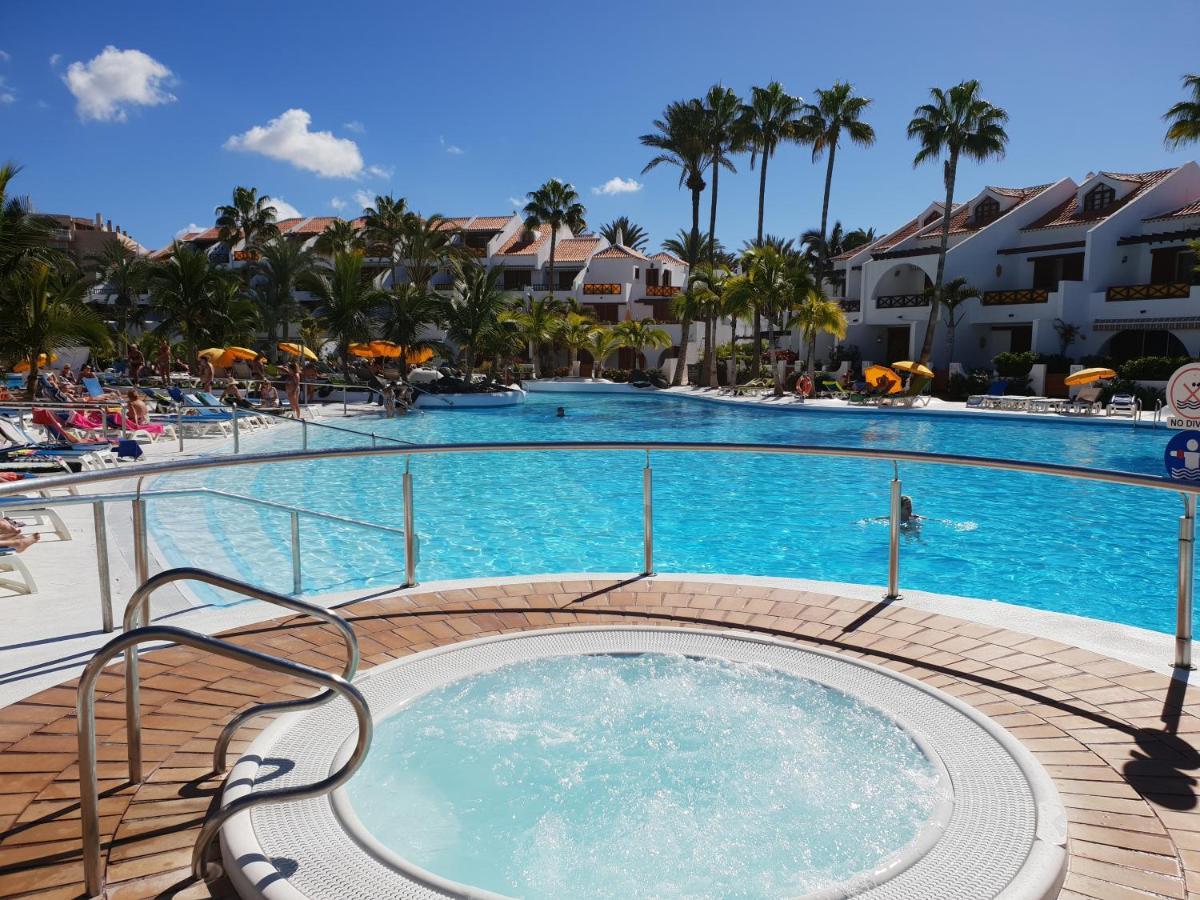 Duplex No 6 Directly At The Sea And Beach, Heated Pool, Wifi, Terrace *