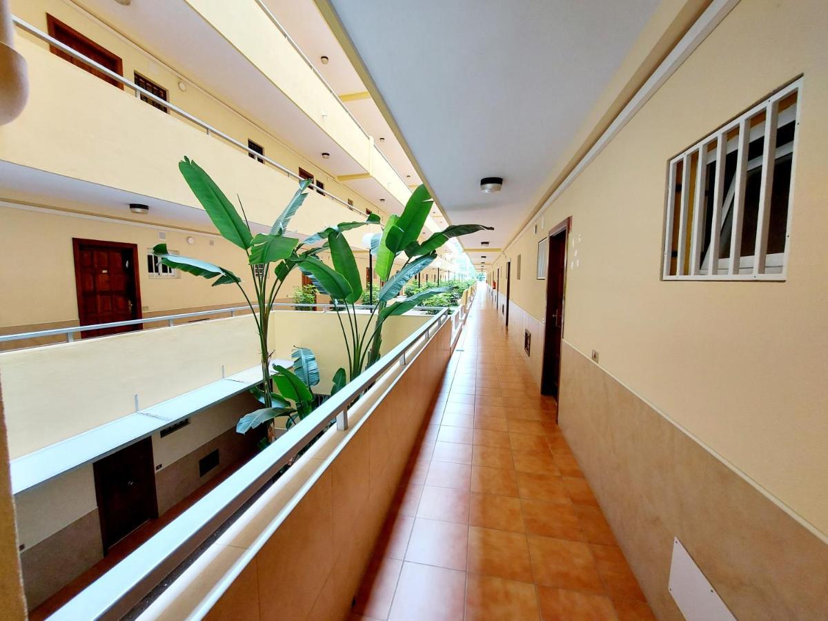 Sunny Cozy Loscristianos Wifi,pool Apartment Los Cristianos (Tenerife)