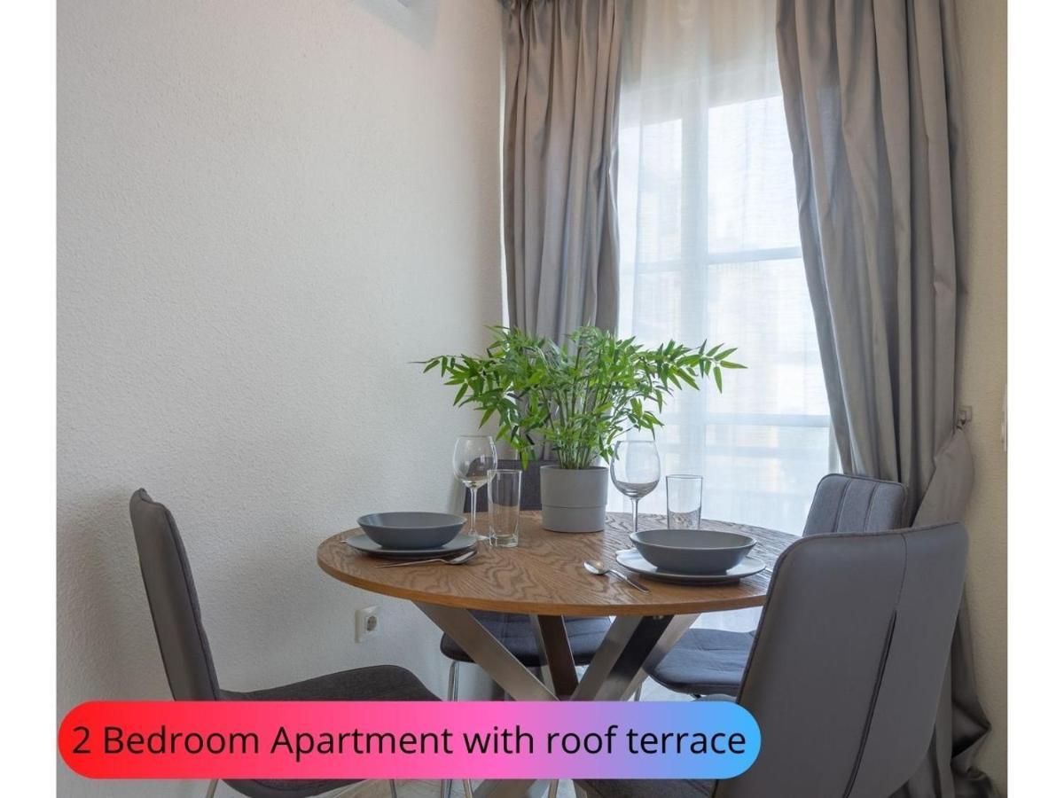 Desirable Rooftop Terrace , 2 Bedroom With Wifi In Costa Adeje Appartement *
