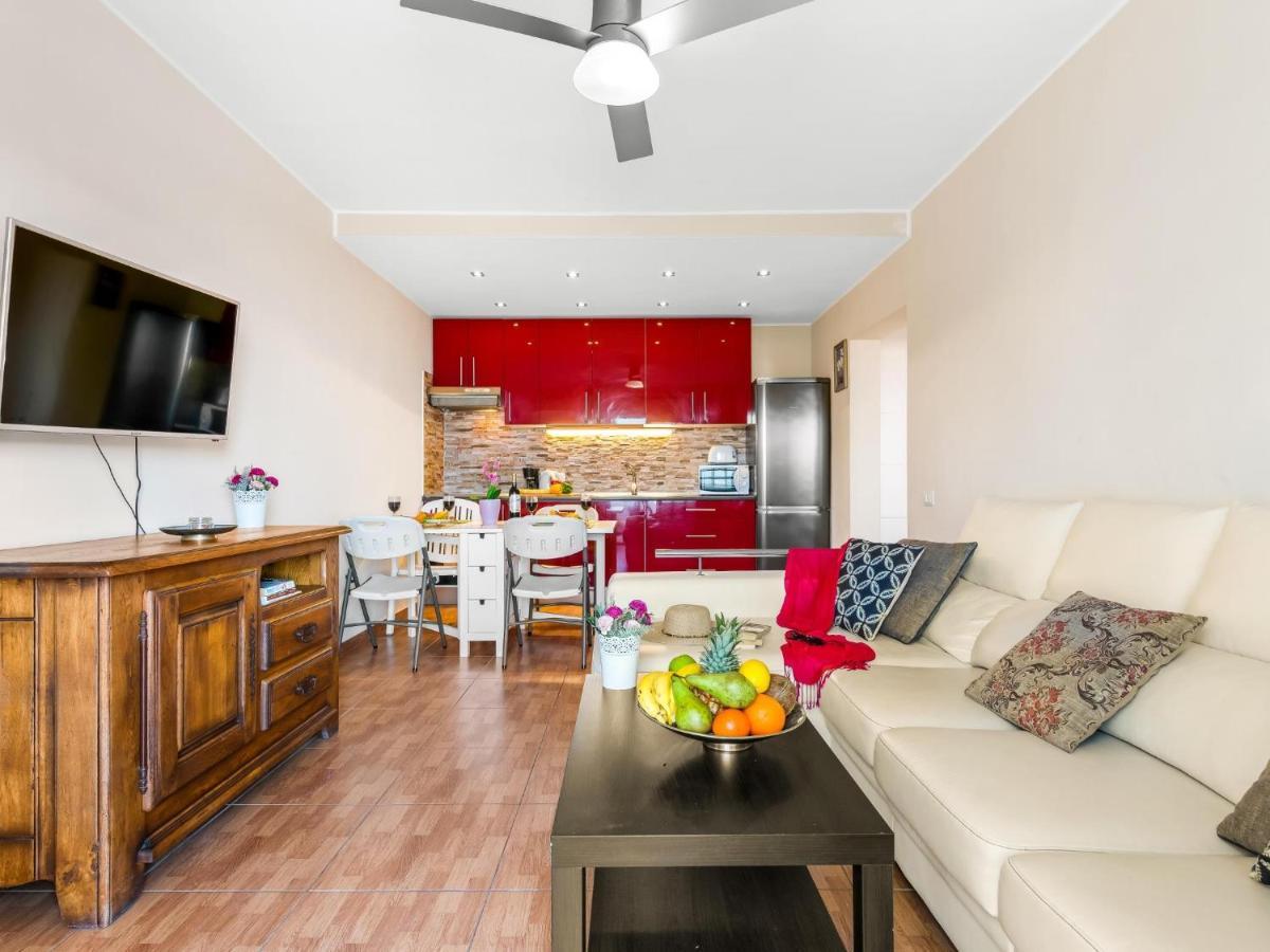 Apartment C103 Big Terrace, Pool! *