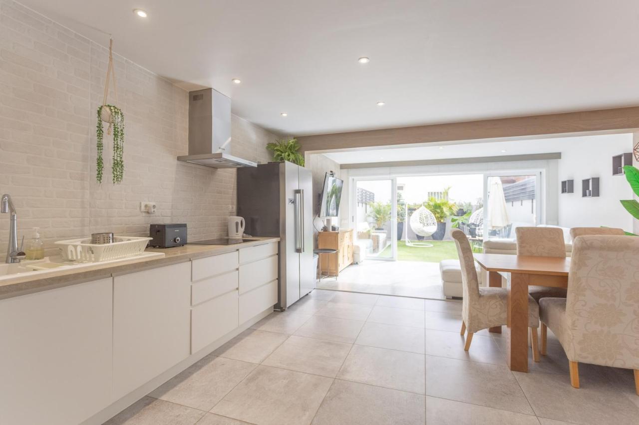 Modern 3 Bedroom Duplex Adeje Center * Costa Adeje (Tenerife)