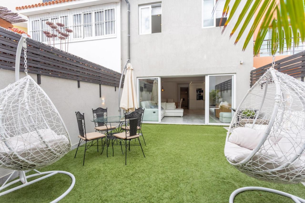 Modern 3 Bedroom Duplex Adeje Center Hébergement de vacances
