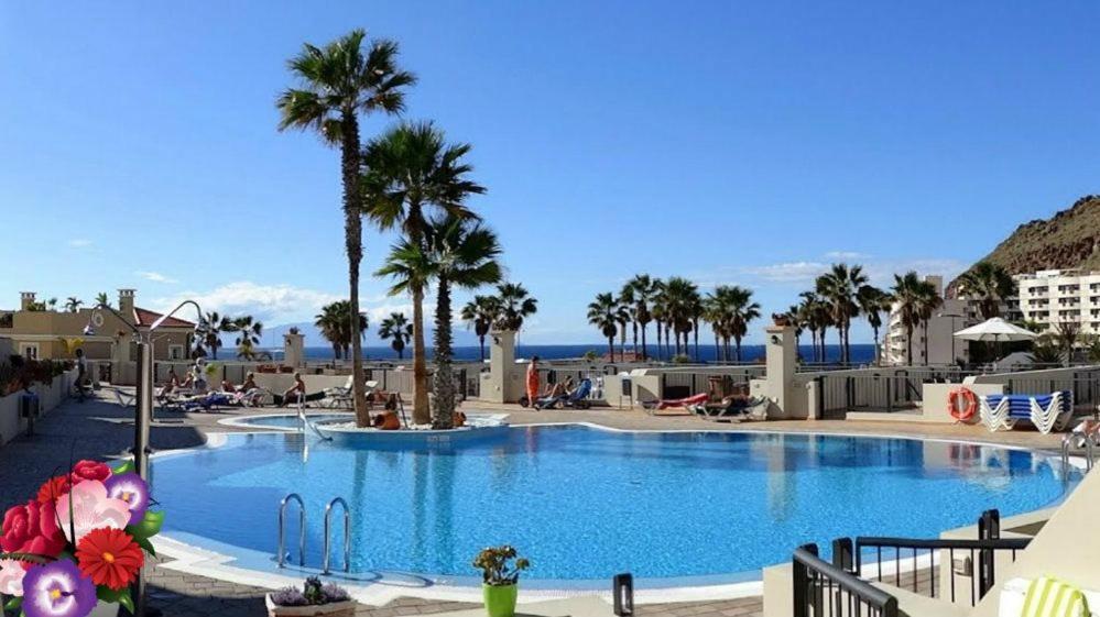 16A Fabulous El Faro, Huge Sun Terrace!Heated Pool * Arona (Tenerife)