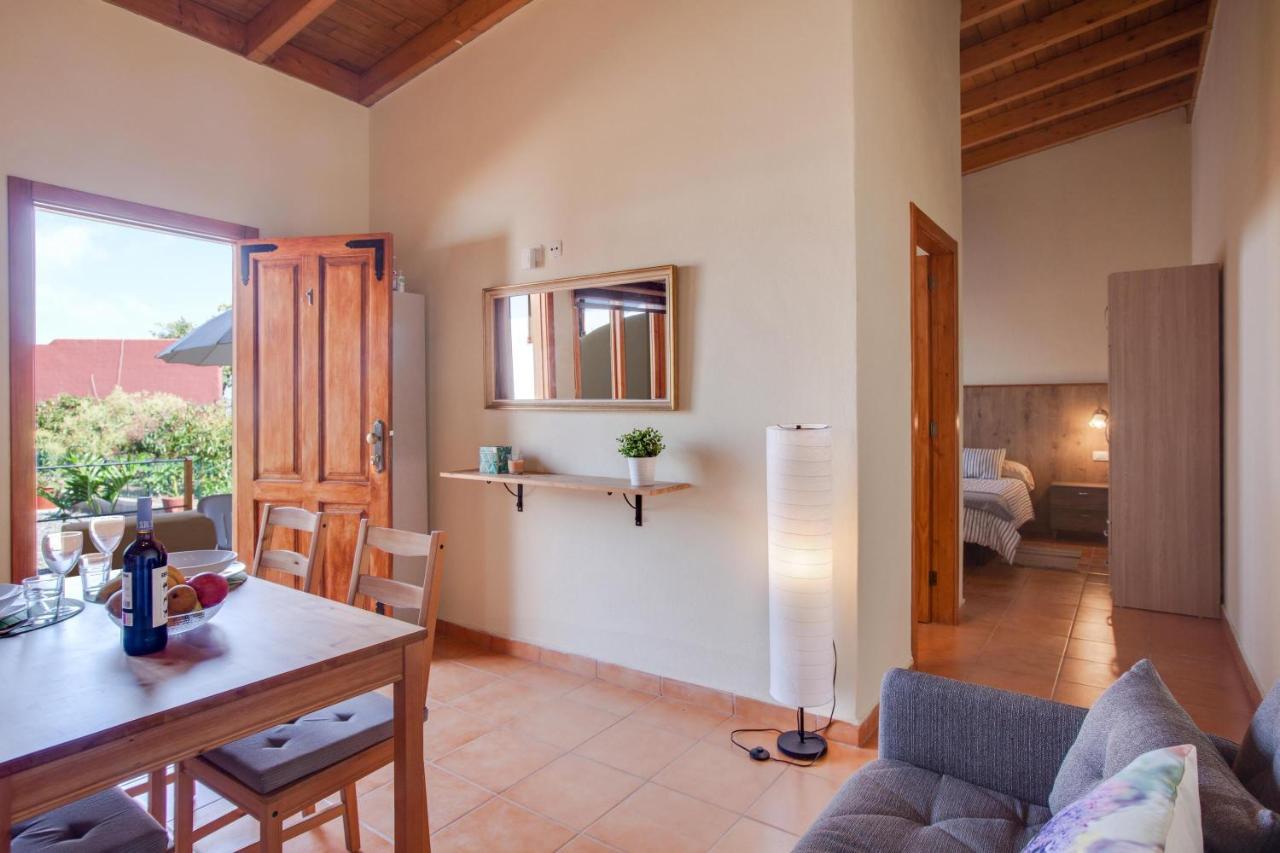 Casas Quemahierro * Icod De Los Vinos