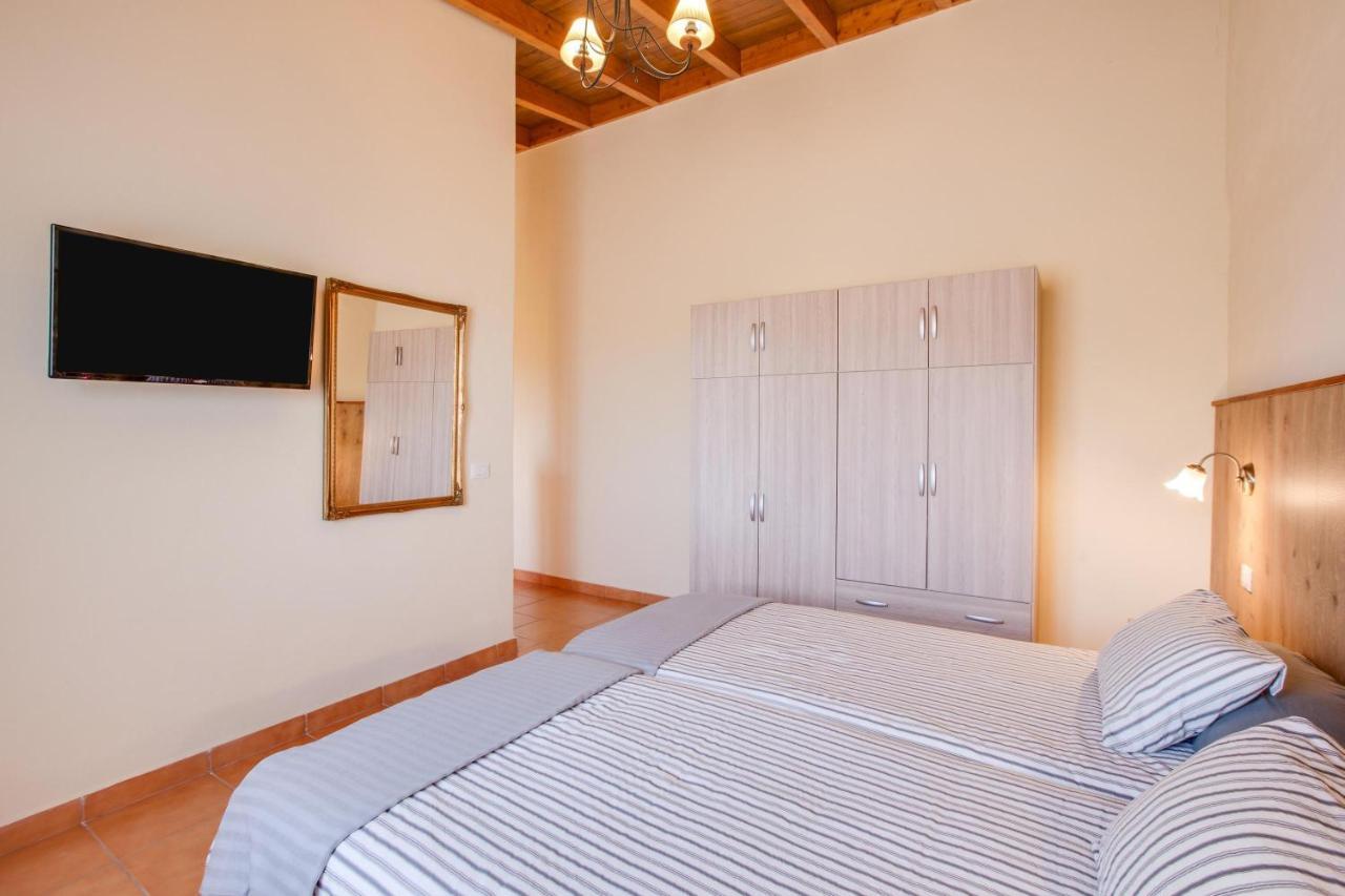 Casa Quemahierro 2 *