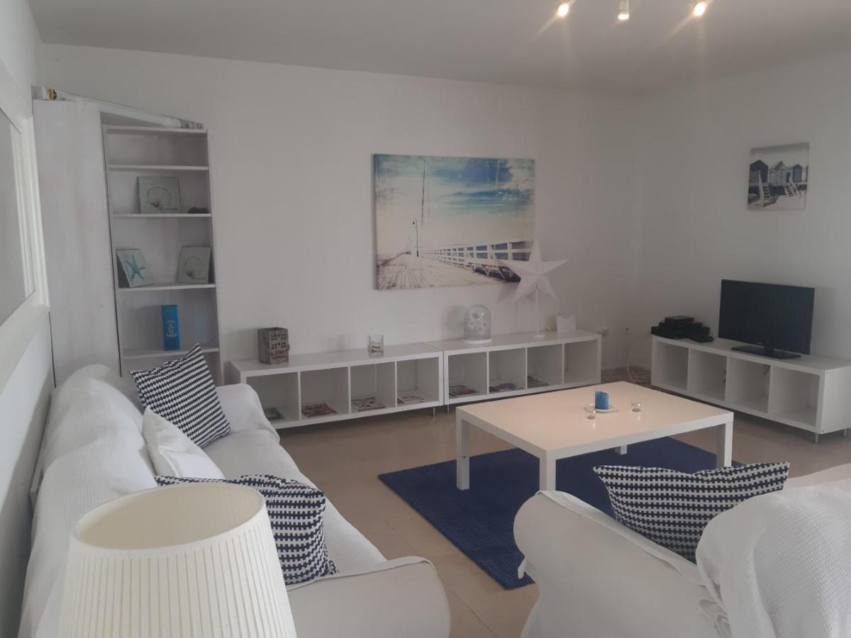 Carol, Wifi, Pool, Garden, Sea Views, Costa Adeje Holiday home