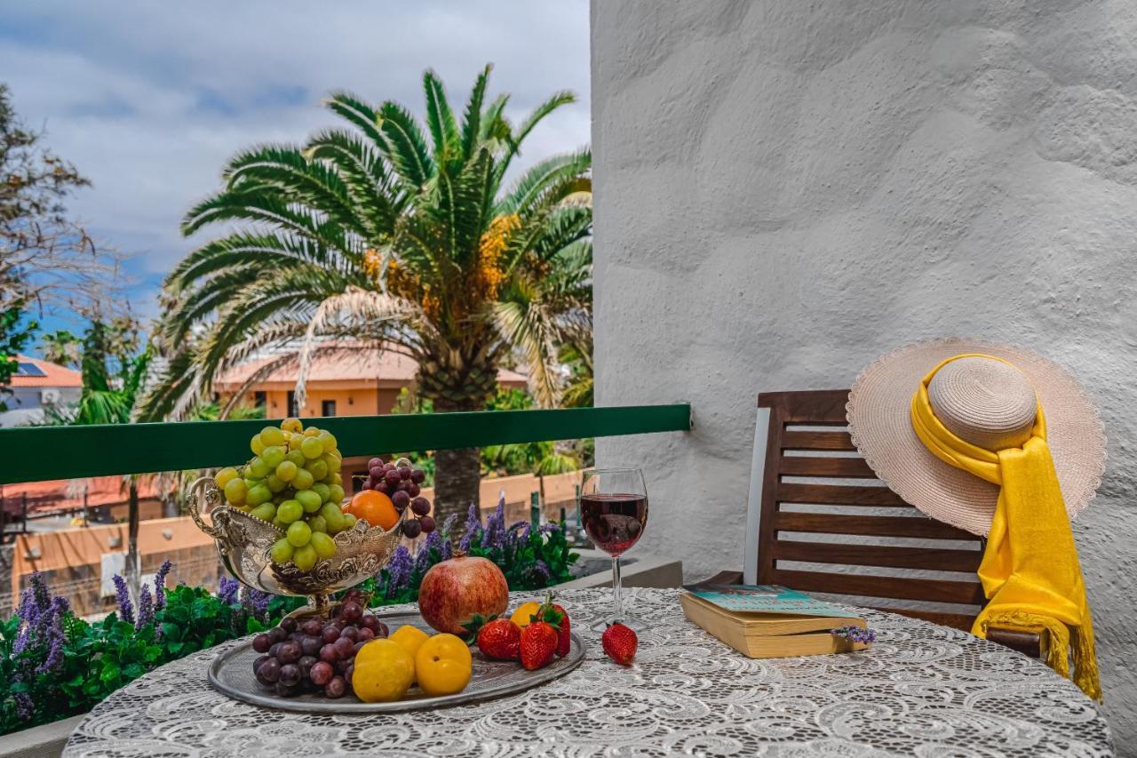 Cozy - 150 Meters From The Beach, Free Wi-fi Apartment *