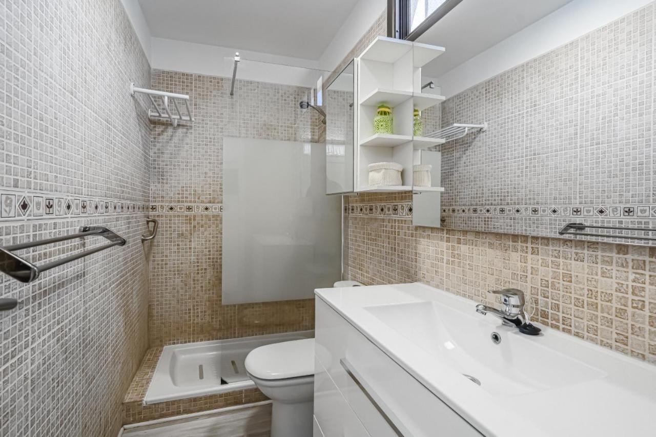 Cozy - 150 Meters From The Beach, Free Wi-fi * Playa de las Americas (Tenerife)