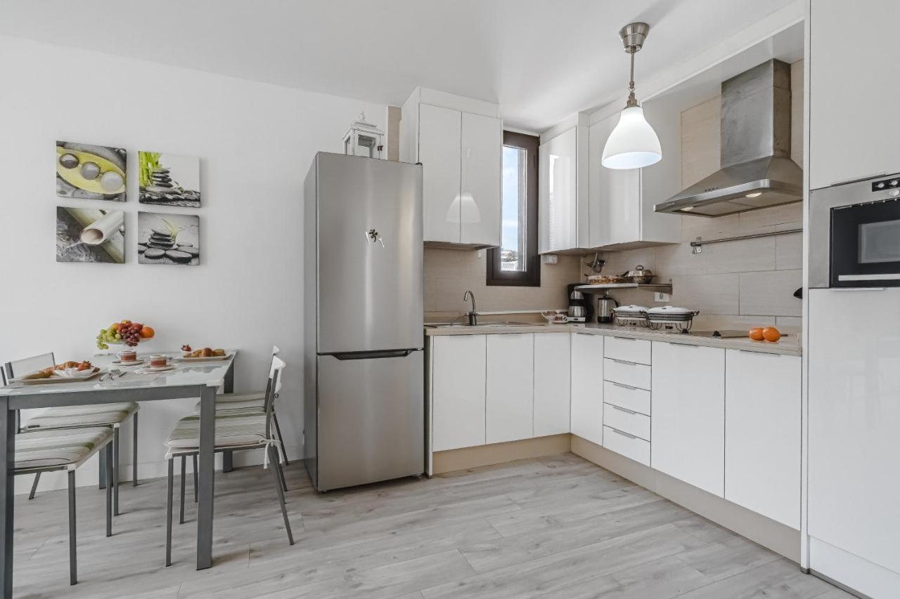 Cozy - 150 Meters From The Beach, Free Wi-fi Playa de las Americas (Tenerife)