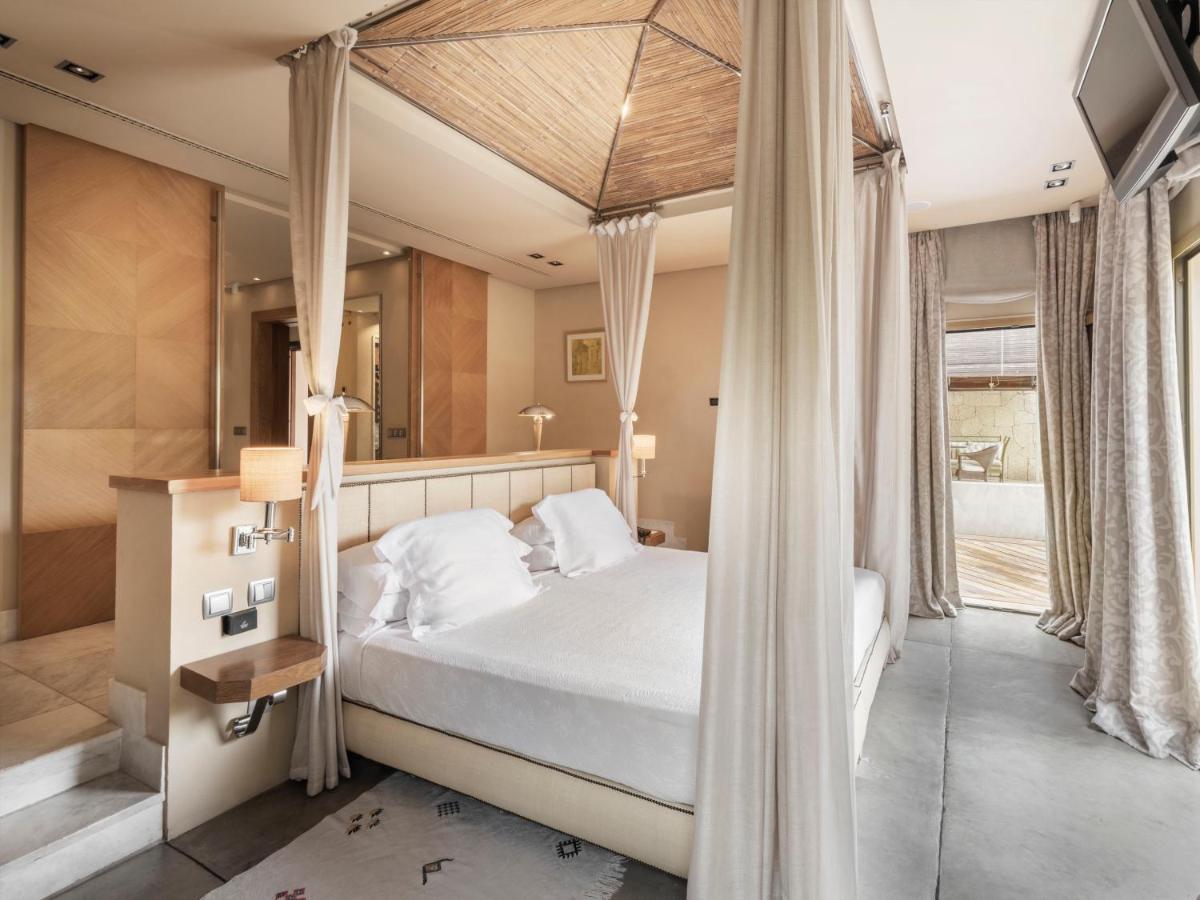 Hotel The At Bahia Del Duque 5*