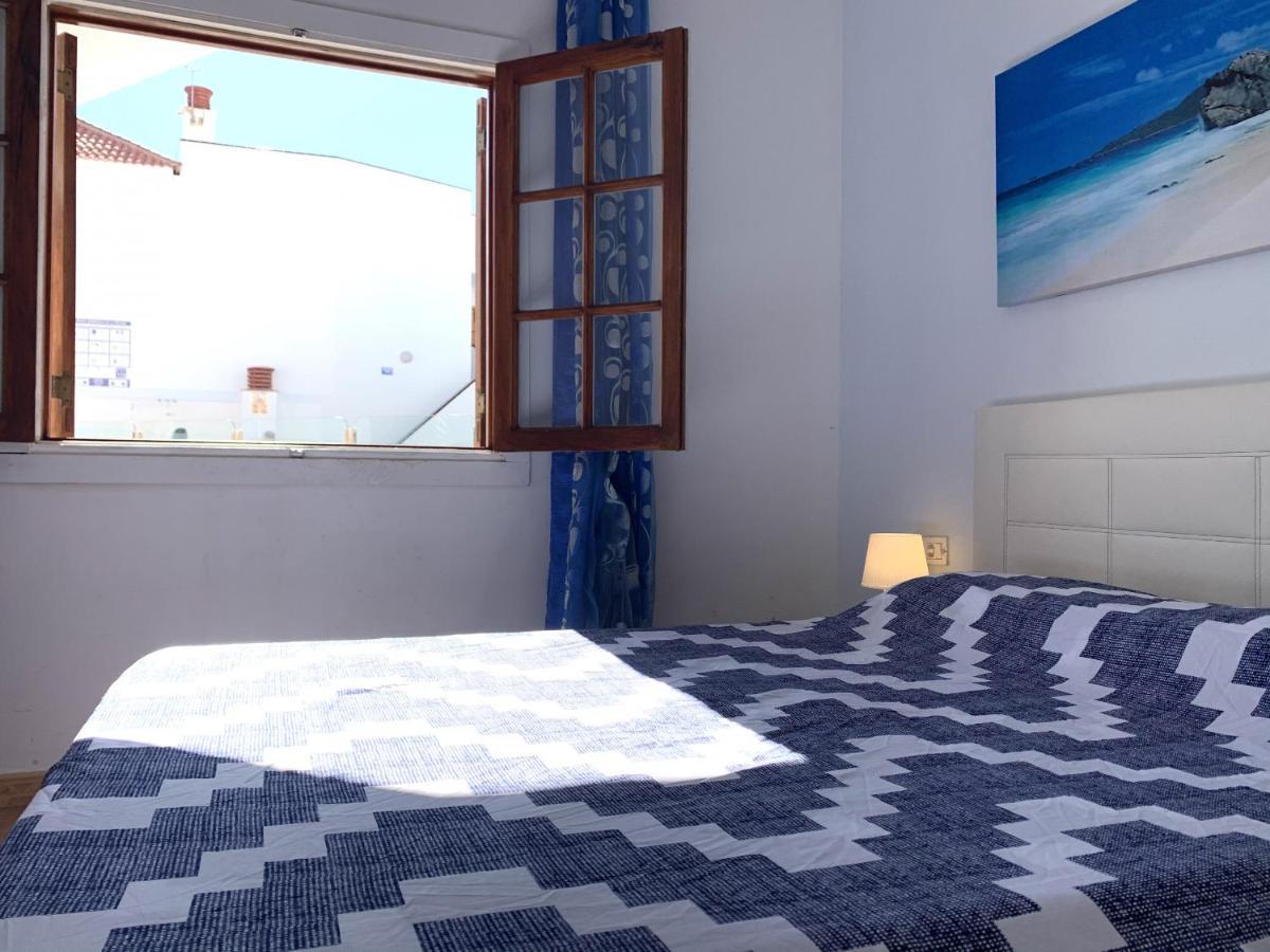 Two Bedroom In Los Cristianos Colina Ii * Los Cristianos (Tenerife)