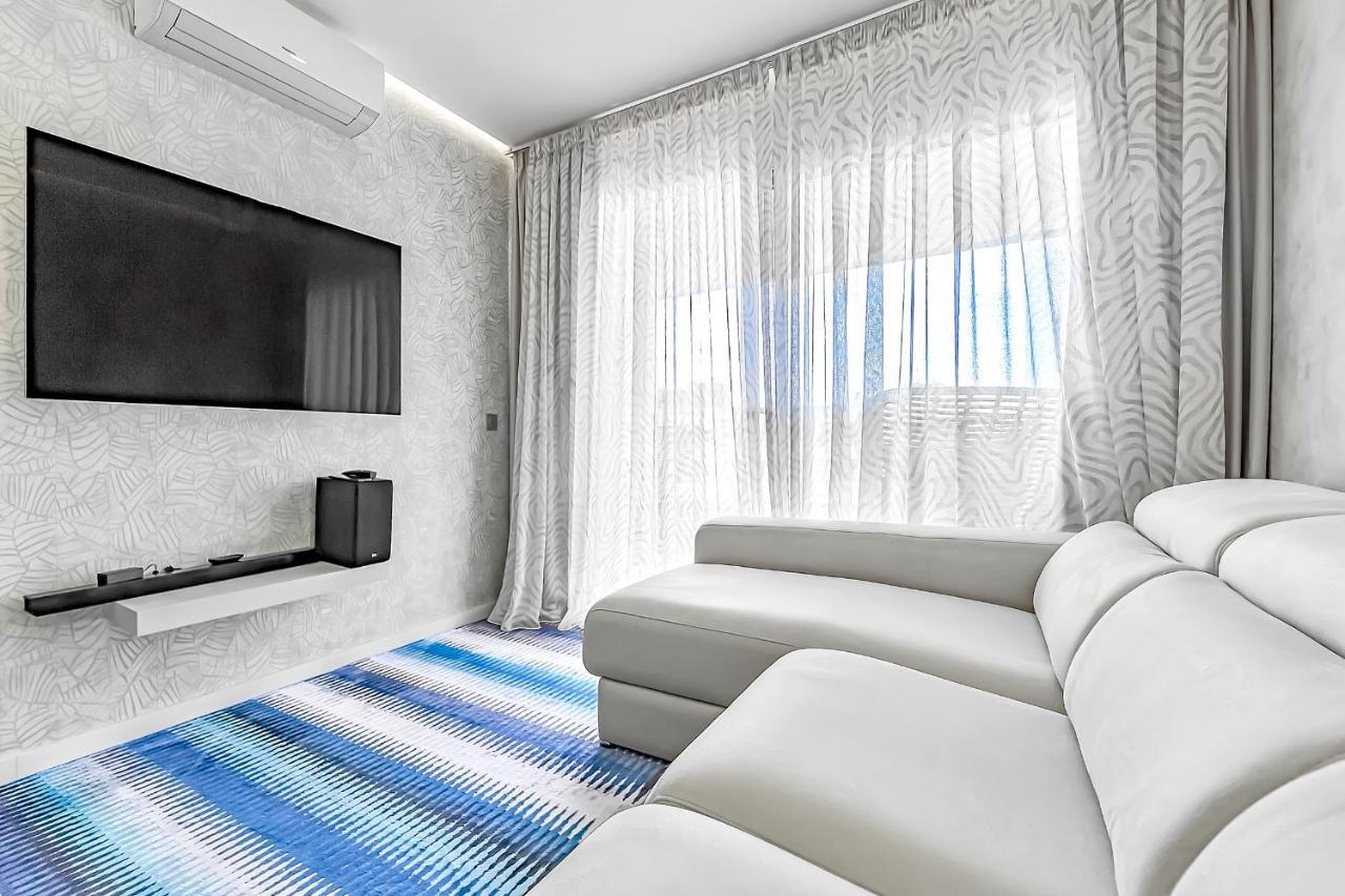Ocean Garden 2 Bed * Costa Adeje (Tenerife)