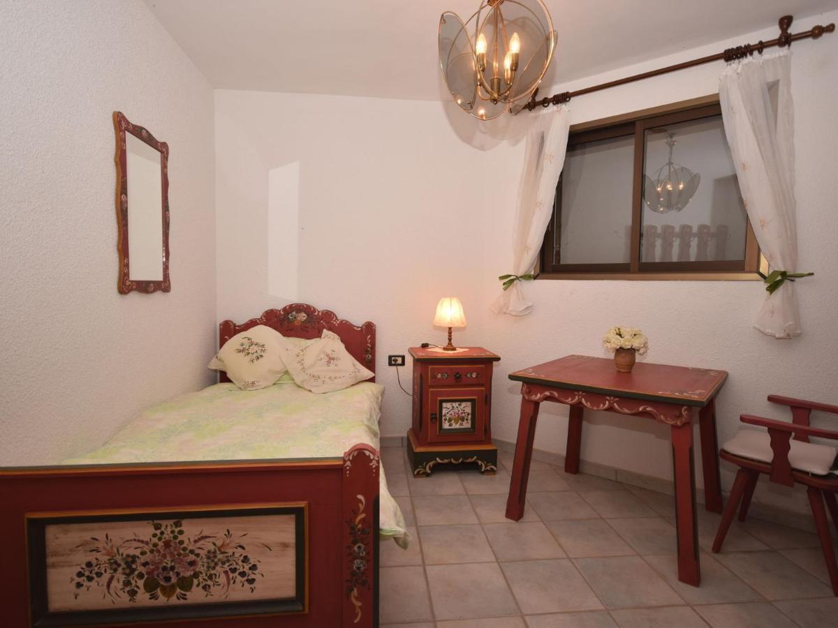 Beautiful Holiday Home In San Isidro With Pool