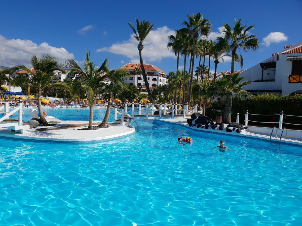 Duplex No 6 Directly At The Sea And Beach, Heated Pool, Wifi, Terrace Apartment *