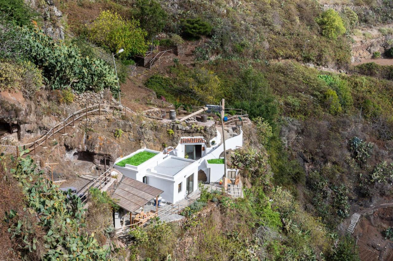 Holiday home #1 Cave House Anaga, Unique Stay, Mountains And Private Sauna, *