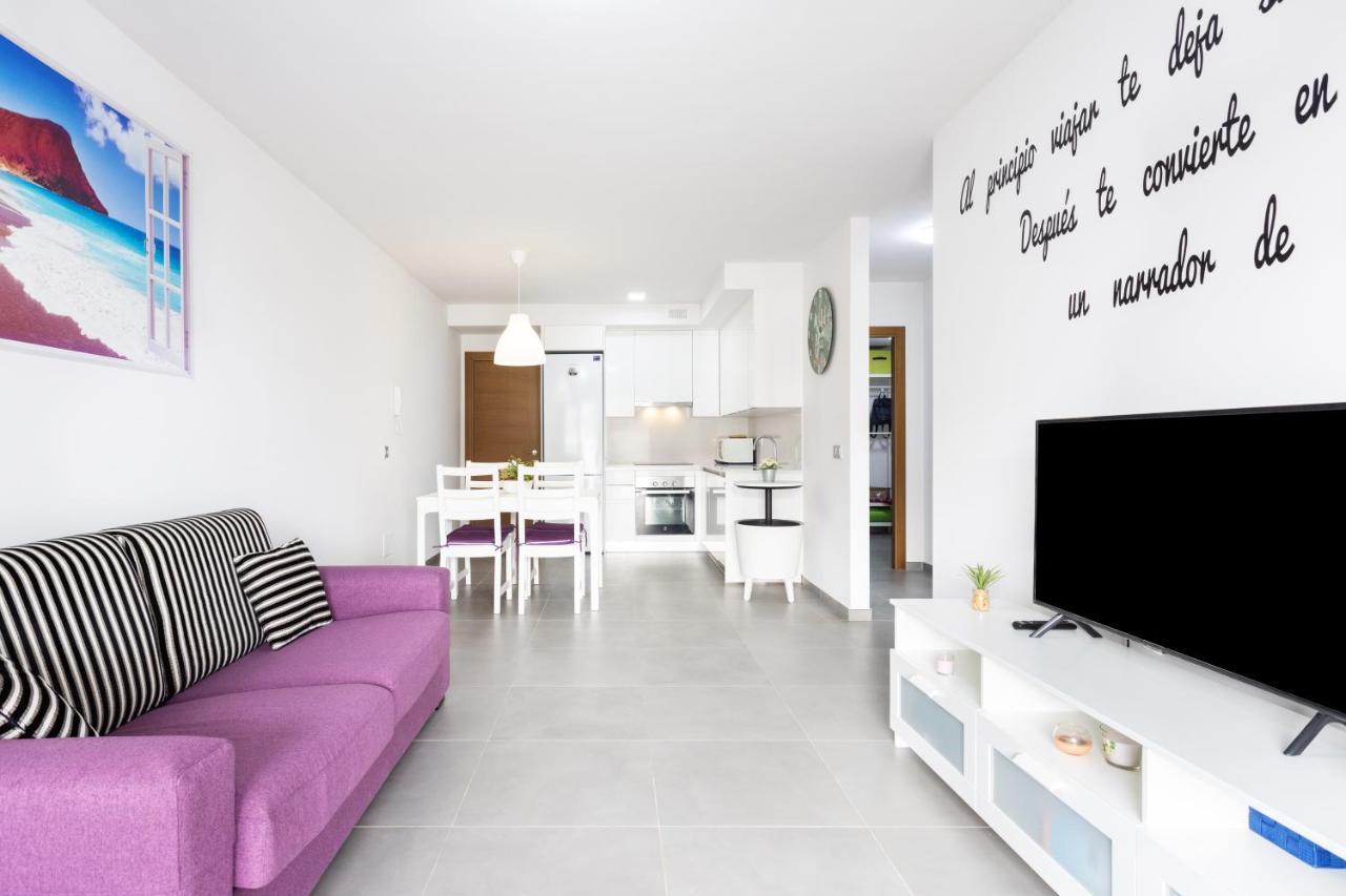 Maday , Big Terrace And Swimingpool Appartement