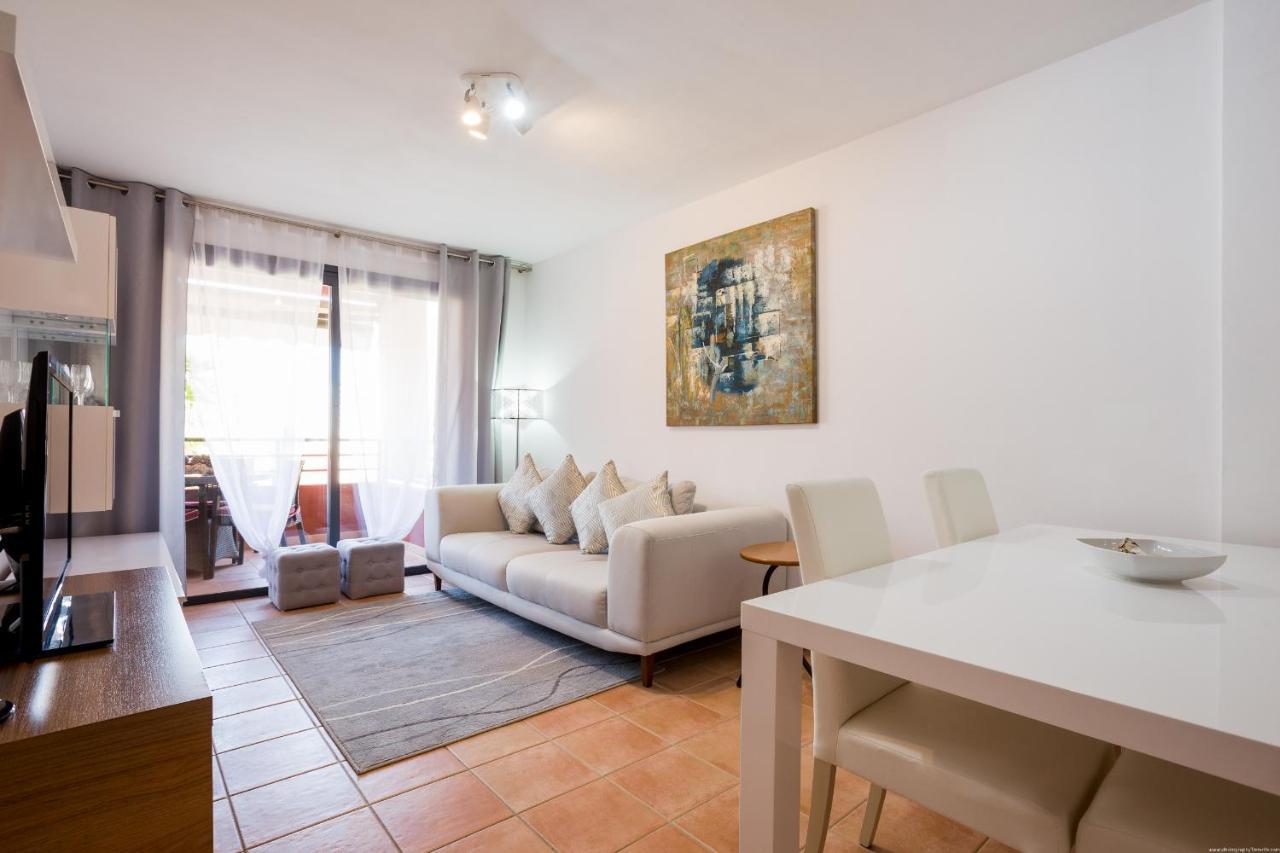 Go2tenerife Apart'tera Solarium, Terraces, Swimming Pools & Parking *