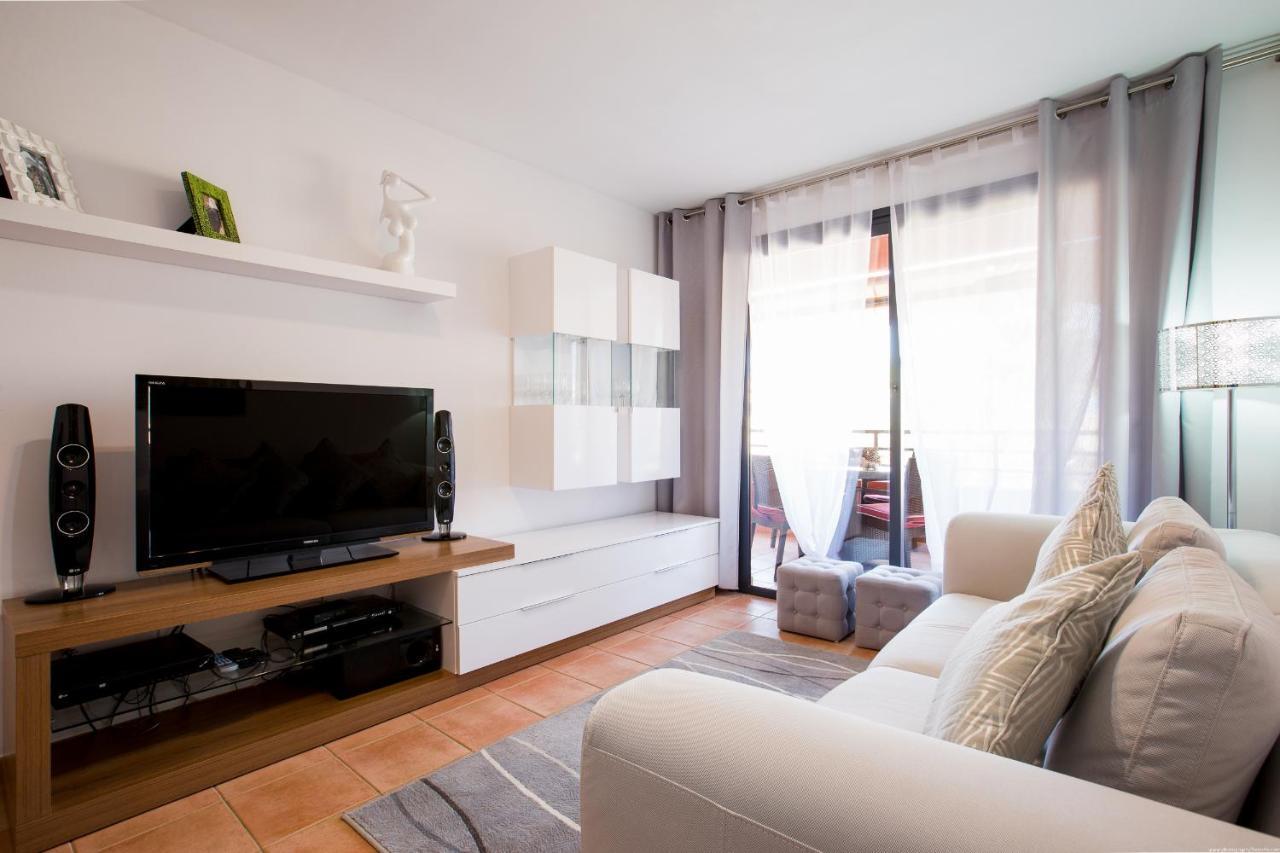 Go2tenerife Apart'tera Solarium, Terraces, Swimming Pools & Parking Appartement *