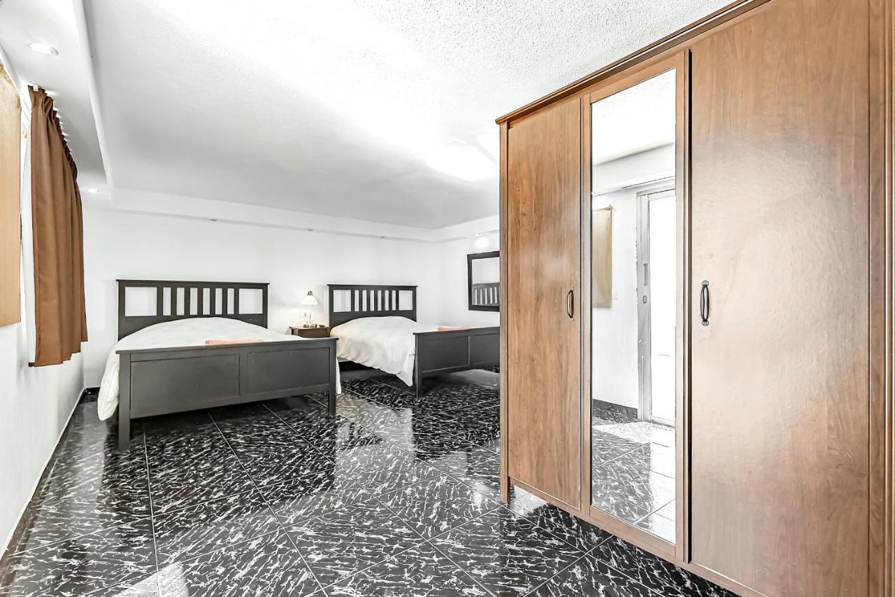 Villa Raquel With Private Pool And Sea View