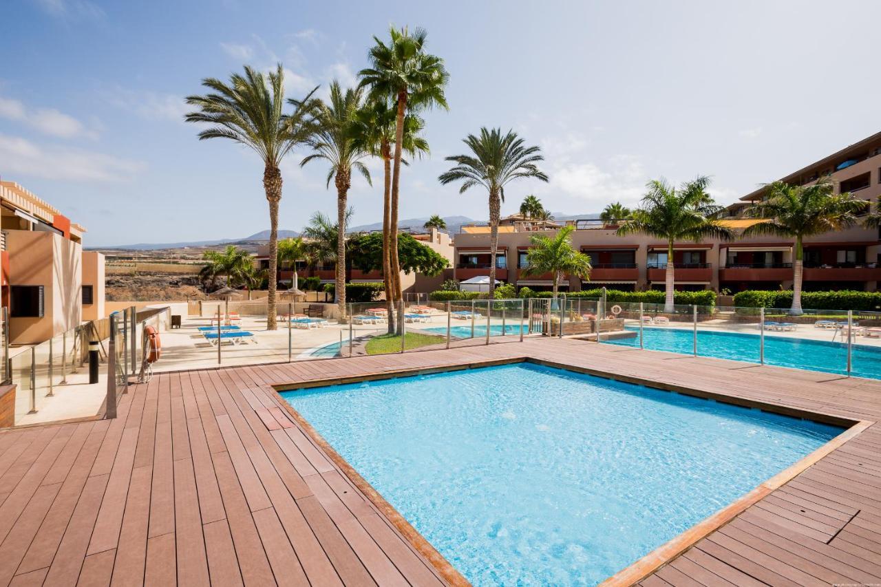 Go2tenerife Apart'tera Solarium, Terraces, Swimming Pools & Parking Appartement *