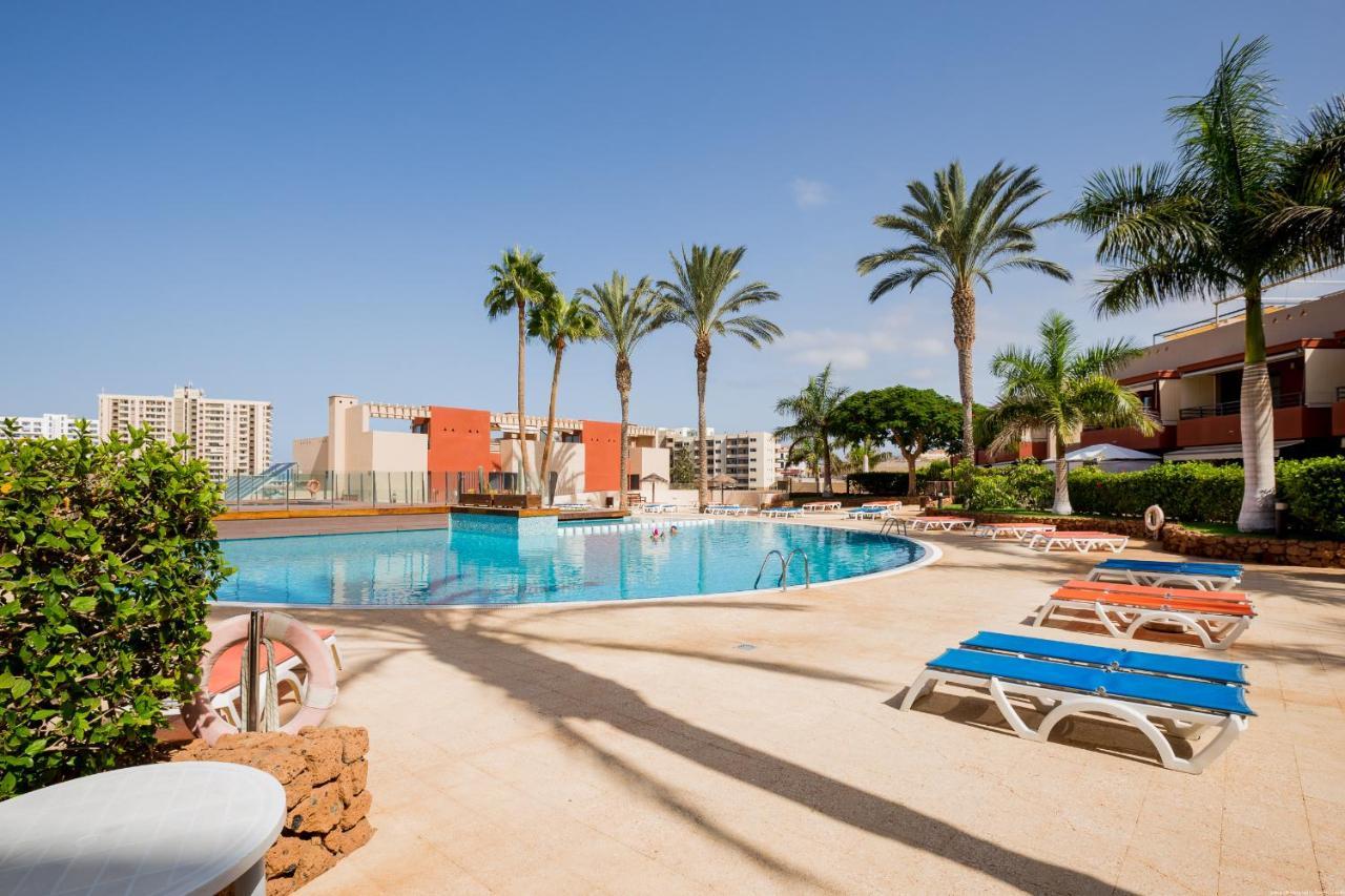 Go2tenerife Apart'tera Solarium, Terraces, Swimming Pools & Parking * Costa Adeje (Tenerife)