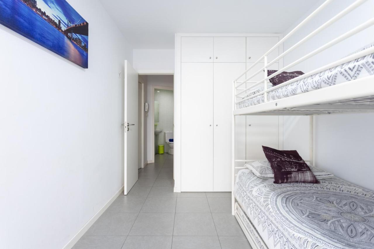 Blue Sea Apartment *