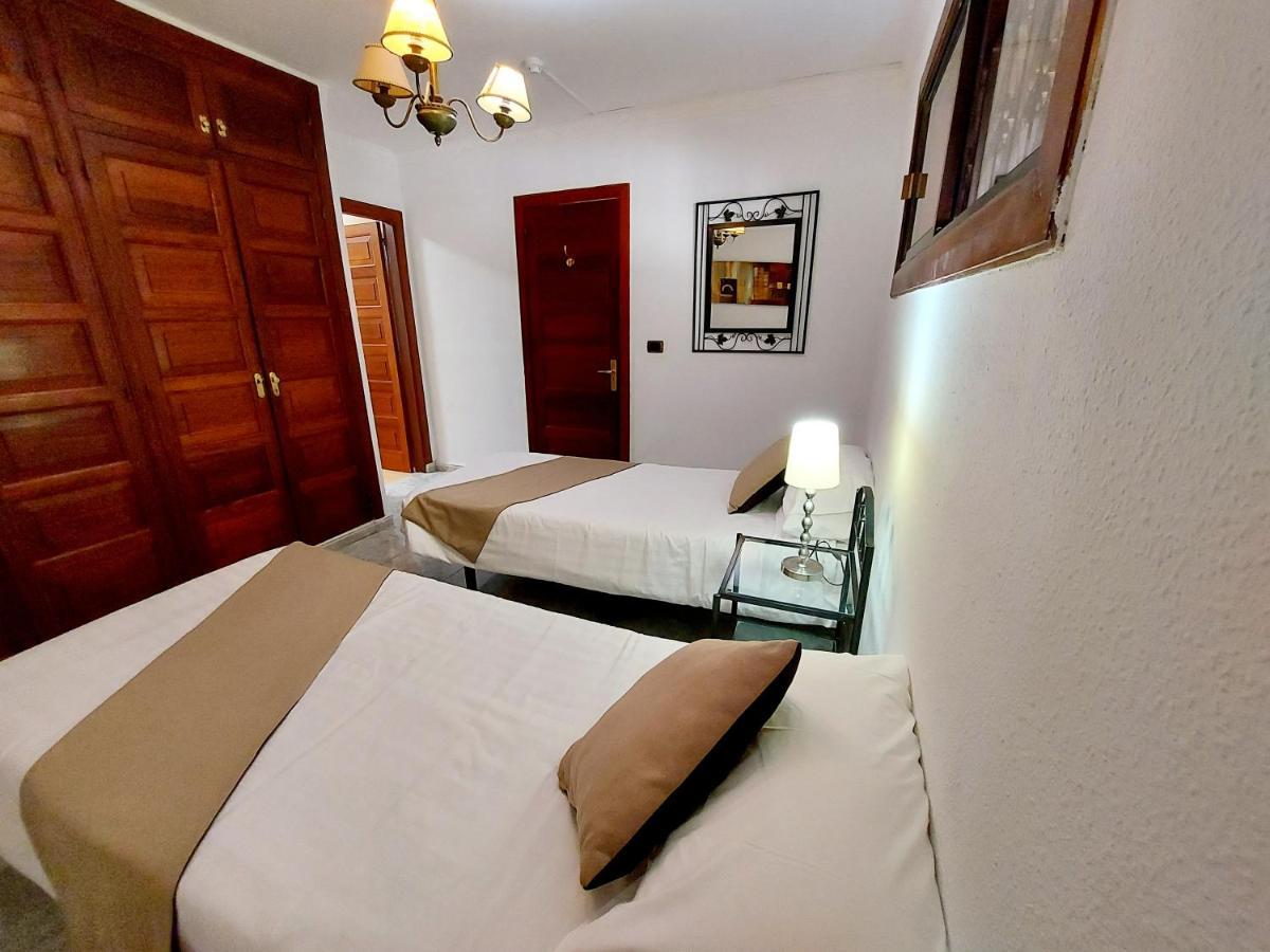 2 Bedrooms Heatedpool Aircon Los Cristianos Los Cristianos (Tenerife)