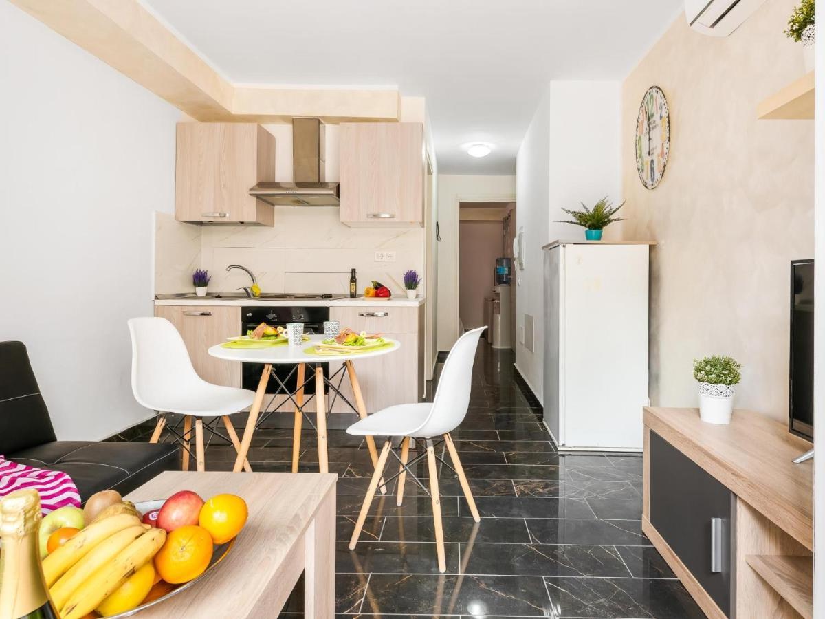 1b Sofia Close Services Sea, Wifi! * Arona (Tenerife)