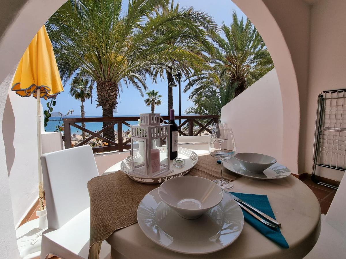 Duplex No 6 Directly At The Sea And Beach, Heated Pool, Wifi, Terrace Apartment *