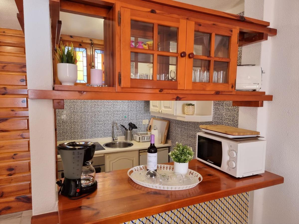 Apartment Duplex No 6 Directly At The Sea And Beach, Heated Pool, Wifi, Terrace *