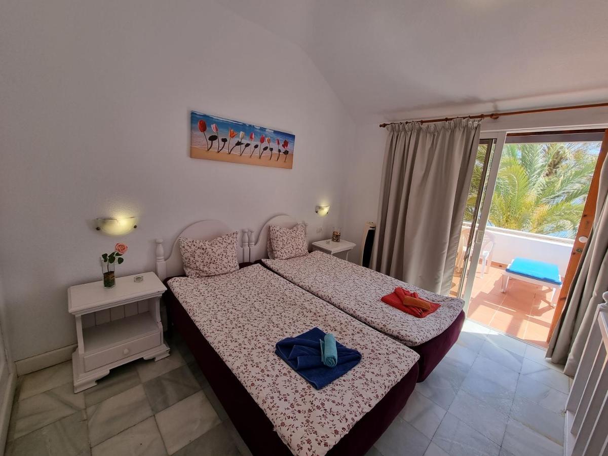 Duplex No 6 Directly At The Sea And Beach, Heated Pool, Wifi, Terrace * Playa de las Americas (Tenerife)