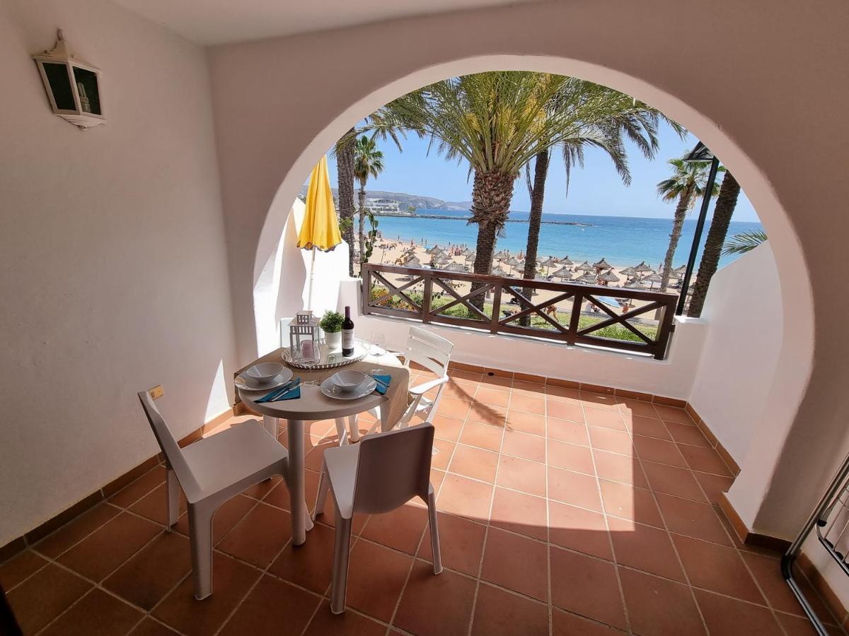 Duplex No 6 Directly At The Sea And Beach, Heated Pool, Wifi, Terrace Apartment