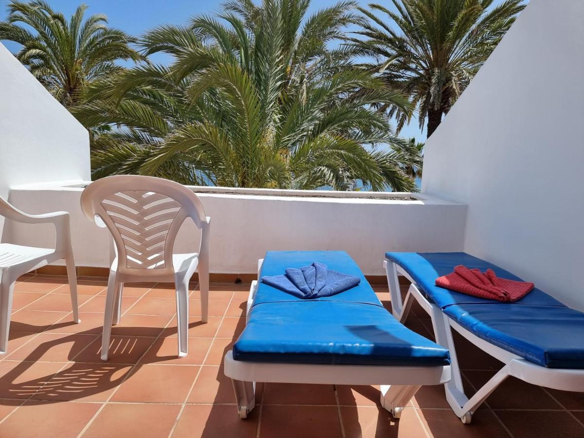Apartment Duplex No 6 Directly At The Sea And Beach, Heated Pool, Wifi, Terrace Playa de las Americas (Tenerife)
