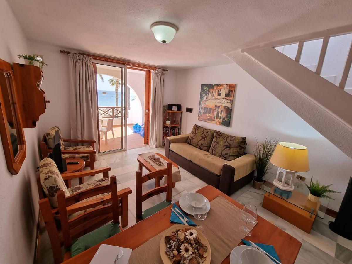 Apartment Duplex No 6 Directly At The Sea And Beach, Heated Pool, Wifi, Terrace Playa de las Americas (Tenerife)