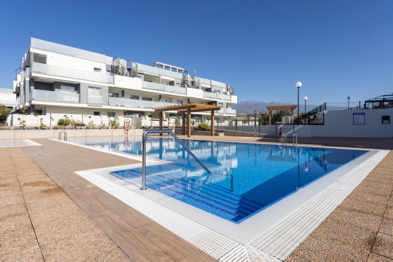 Maday , Big Terrace And Swimingpool Appartement