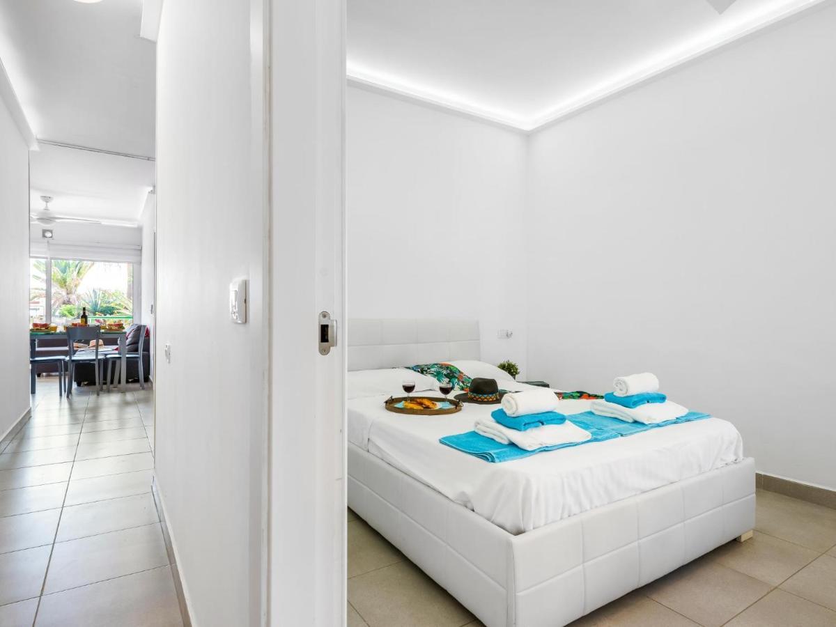 Appartement 1012 Cristianos Front Row Sea, Pool Free Wifi Arona (Tenerife)