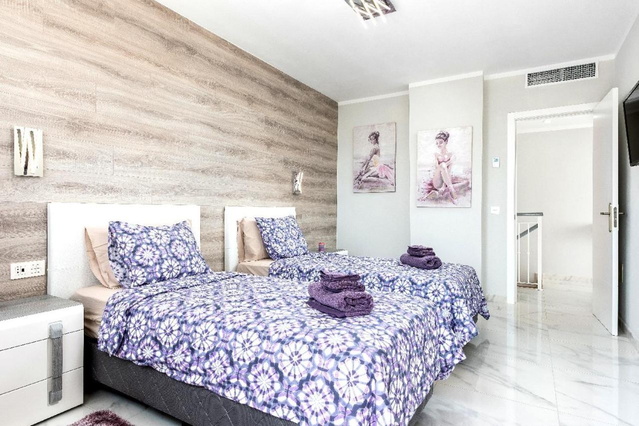 Modern 4 Bedroom In Costa Adeje Apartamento *