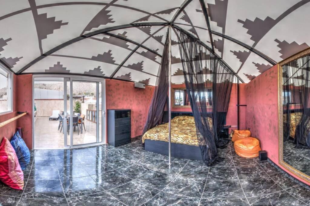Villa Semi-detached Sea Views, Huge Terrace, Close