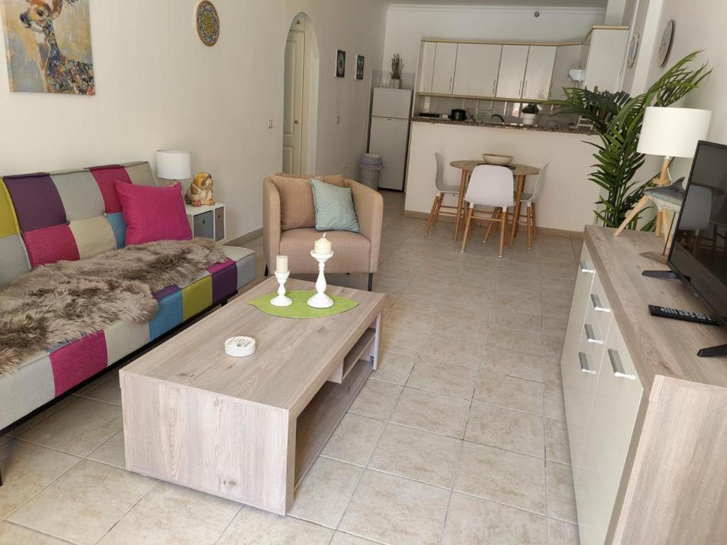 Apartament Jardines Del Mar, Puerto De Santiago, Tenerife, Canarias Appartement *