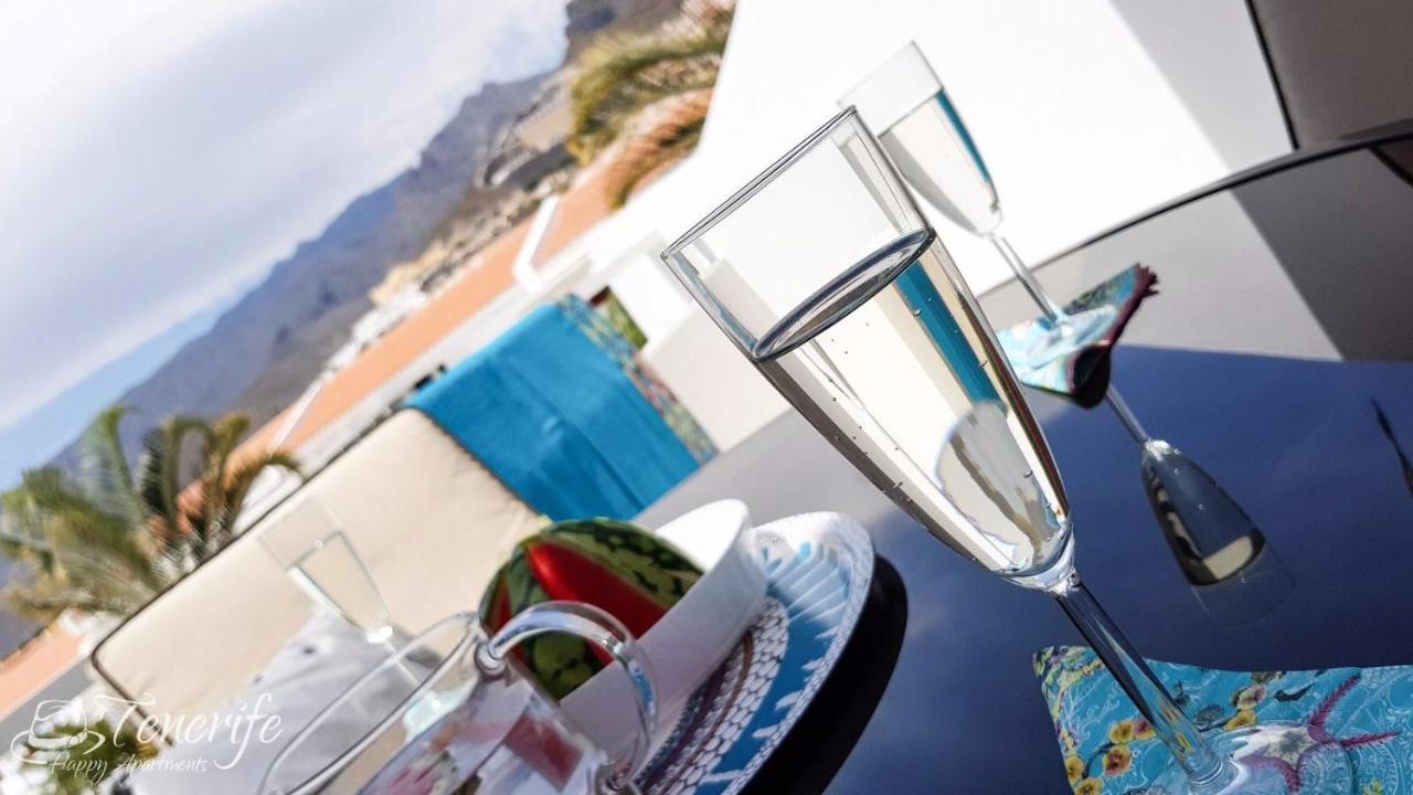 Apartment Malibu Blue