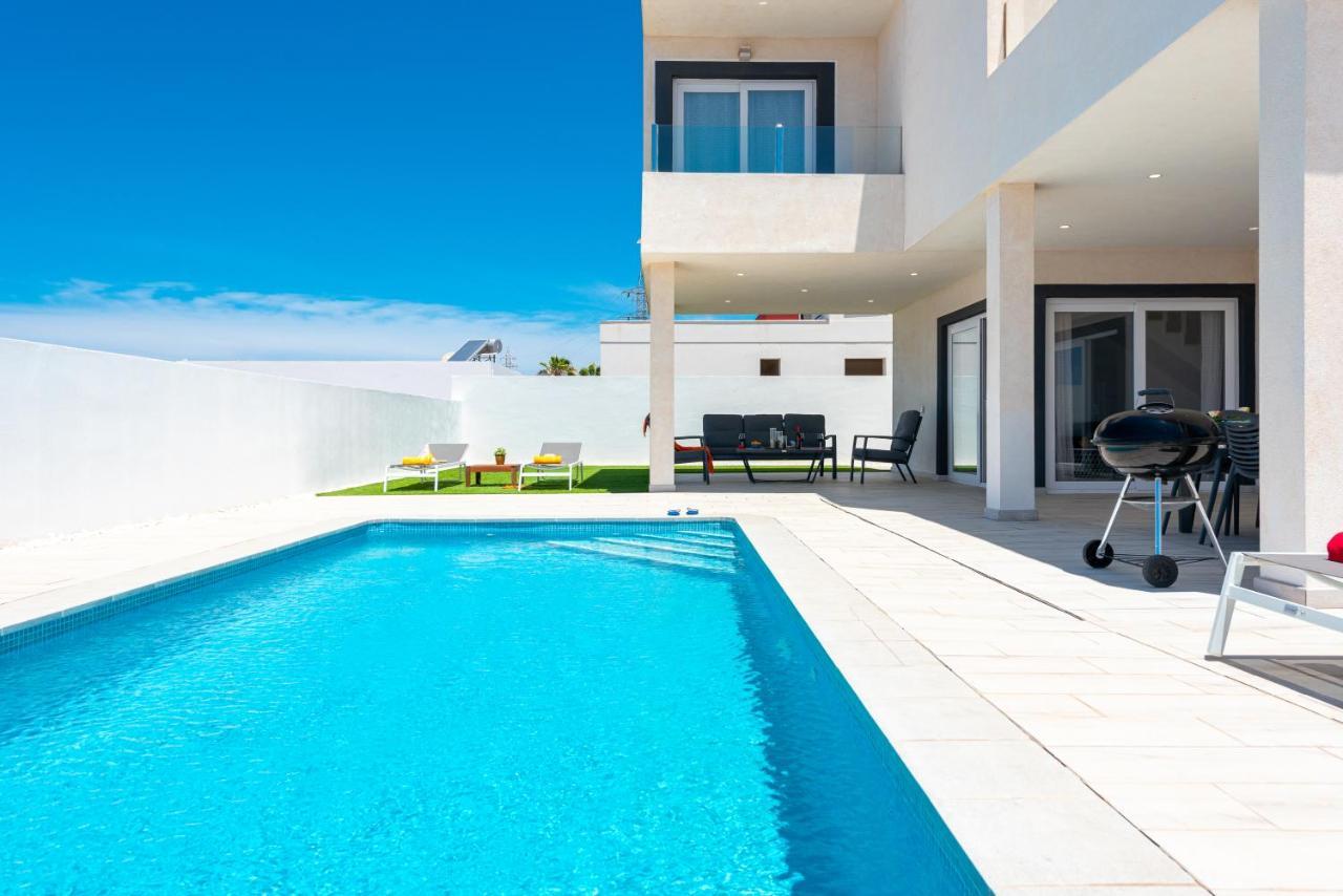 Shasya Costa Adeje Villa *